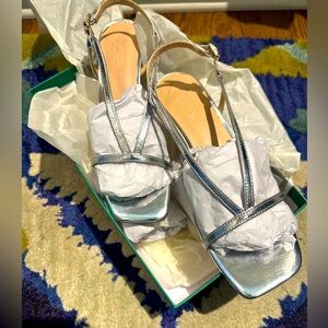 NIB J Crew women’s metallic leather strapping sling back mid heel sandal